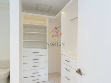 MAJESTUOSA RESIDENCIA EN VENTA EN LAGOS DEL SOL, CANCUN, Q.