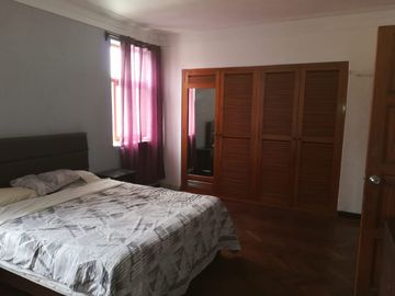 HERMOSA CASA, GRAN TAMAÑO EN ZONA EXLUSIVA DE JESUS MARIA