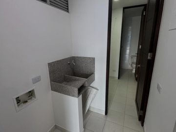 apartamento en arriendo en aves maria. Cod A218608