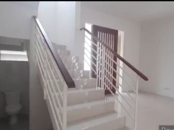 Dijual Rumah Baru Clover Hill Joglo Jakarta Barat - - Siap Huni & Dapat Subsidi PPN & Subsidi DP