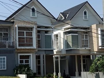 RUMAH 2 LANTAI DI CIMAHI 15 MENIT KE EXIT TOL BAROS DP SUKA-SUKA ANDA.