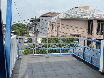 Rumah Rapi 2 Lt Di Duta Bumi Harapan Indah Bekasi