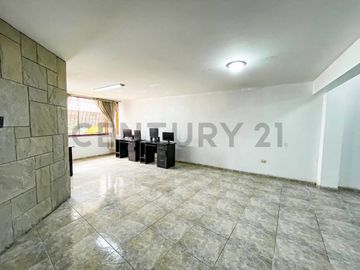 CASA DE 4 PISOS EN VENTA