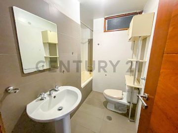 CASA DE 4 PISOS EN VENTA