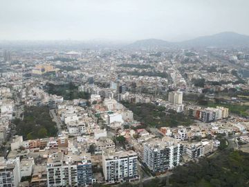 CASA DE 4 PISOS EN VENTA