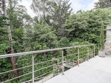 casa en venta en bosque de pinos-usaquén. Cod V5282