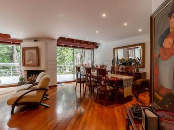 casa en venta en bosque de pinos-usaquén. Cod V5282