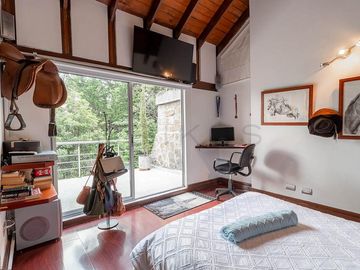 casa en venta en bosque de pinos-usaquén. Cod V5282