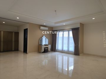 Dijual Rumah Mewah Siap Huni Dengan Pool Di Pondok Indah