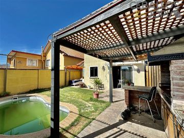 Casa en venta de 3 dorm. en Villa Alemana