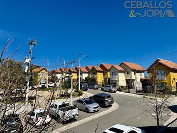 Casa en venta de 3 dorm. en Villa Alemana