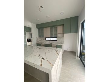 VENTA CASA POR ESTRENAR EN URBANIZACION EL CONDADO