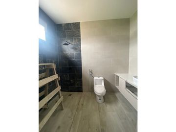 VENTA CASA POR ESTRENAR EN URBANIZACION EL CONDADO