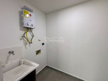 apartaestudio en arriendo en la primavera. Cod A777318