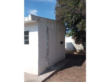 VENDO Barrio EL CERRITO 2 CASAS con Renta ESCRITURA