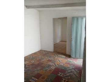 VENDO Barrio EL CERRITO 2 CASAS con Renta ESCRITURA