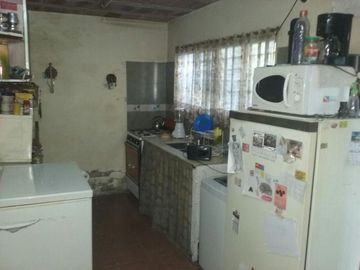 Casa - Burzaco