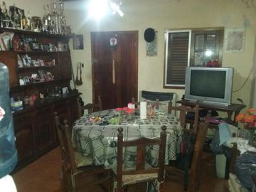 Casa - Burzaco