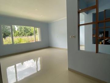 Rumah Baru di Sayap Setia Budi dkt Gegerkalong Upi bdg Utara