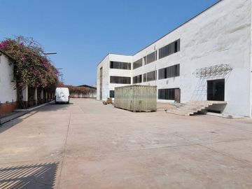 Terrenos Industriales Venta AV. Industrial  - LIMA CERCADO