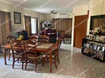 Venta de Casa en Colonia Satelite 2o sector, Monterrey N.L.