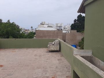 VENTA DE CASA COMO TERRENO, VENTA FINANCIADA, 390 M2, 4 PISOS + AZOTEA