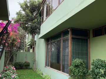 VENTA DE CASA COMO TERRENO, VENTA FINANCIADA, 390 M2, 4 PISOS + AZOTEA