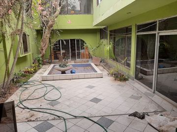 VENTA DE CASA COMO TERRENO, VENTA FINANCIADA, 390 M2, 4 PISOS + AZOTEA