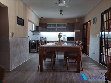 Casa en venta en Villa Dominico