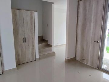 casa en venta en ciudad country. Cod V15098