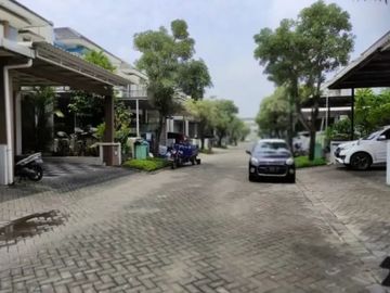 Dijual rumah di Perumahan Royal Residence Surabaya Barat