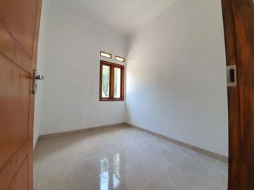 Rumah modern dijual akses strategis sawangan