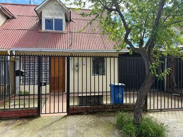 VENDEMOS HERMOSA CASA EN CONDOMINIOS DE LIRCAY TALCA