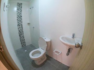 casa en venta en las moras. Cod V25192