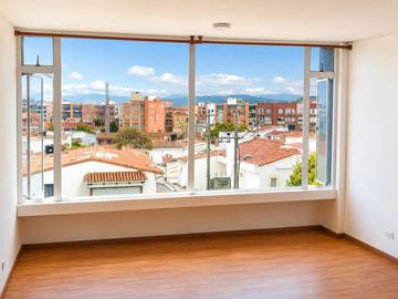 apartamento en arriendo en bulevar niza. Cod A7340001