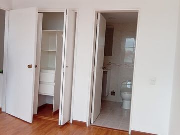 apartamento en arriendo en bulevar niza. Cod A7340001