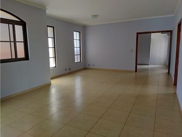 AB Se Vende Casa Dúplex en Costa Sur $ 524k