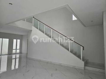 Rumah Mewah 4 Kamar Pasadena Grand Residence Gading Serpong BSD
