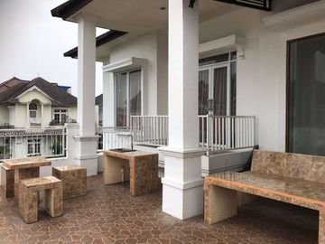 4 Bedroom House for sale