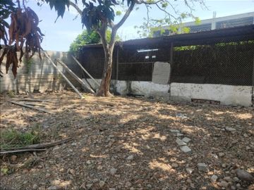VENTA TERRENO CON EDIFICACION EN DURAN