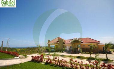 High End Lot only subdivision in Crown Heights Compostela