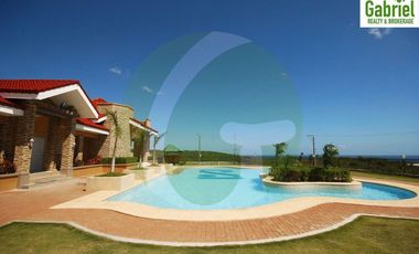 High End Lot only subdivision in Crown Heights Compostela