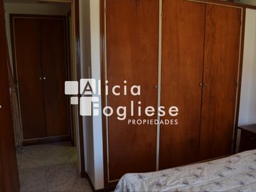 DEPARTAMENTO 2 AMBIENTES ZONA CENTRO CON COCHERA