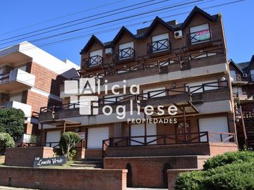 DEPARTAMENTO 2 AMBIENTES ZONA CENTRO CON COCHERA