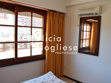 DEPARTAMENTO 2 AMBIENTES ZONA CENTRO CON COCHERA