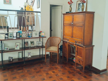 AMPLIA RESIDENCIA EN SAN ISIDRO