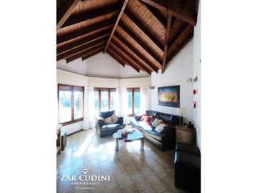 VENTA EN BLOCK CASA 4 AMBIENTES + DUPLEX PINAMAR