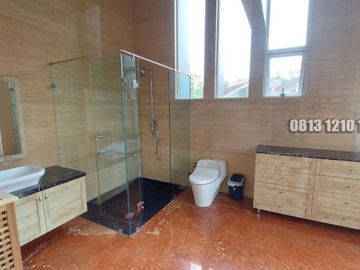 Dijual Rumah Hook Type Minimalis Samping Danau Di Parahyangan Sentul City Bogor