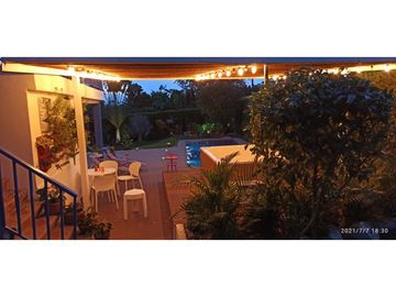 SE VENDE FINCA VIA MONTENEGRO