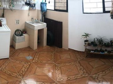 apartamento en venta en ciudad jardín. Cod V8452